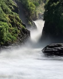 Großer Wasserfall (Murchinson) mit Weichzeichnerfunktion