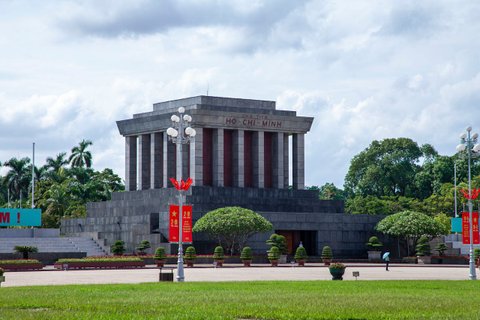 Vietnam Rundreise 2 Wochen - Mausoleum Ho Chi Minh