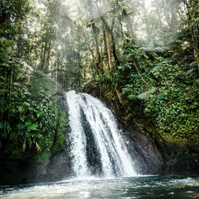Ecrevisses Wasserfälle in wunderschöner Natur