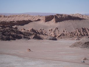 atacama wüste .. alles trocken und blauer himmel