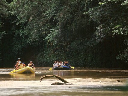 Costa Rica Familienreise - Schlauchboot