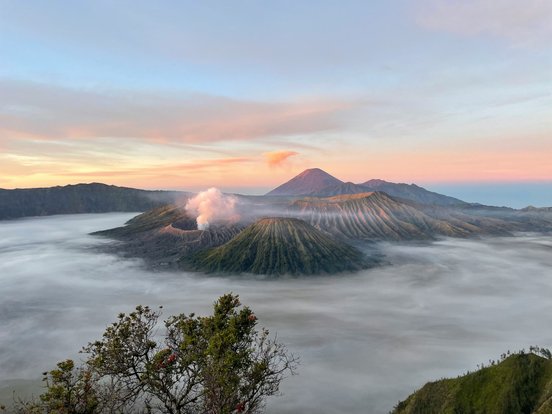 Sonnenaufgang Vulkan Bromo - Indonesien Rundreise