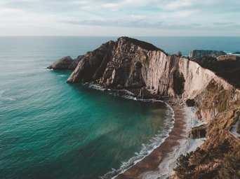 Schöne Küstenlandschaft in Asturien in Spanien