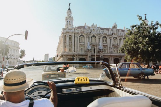 Taxifahrt durch Havanna