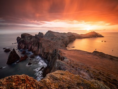 Küste bei Sonnenuntergang