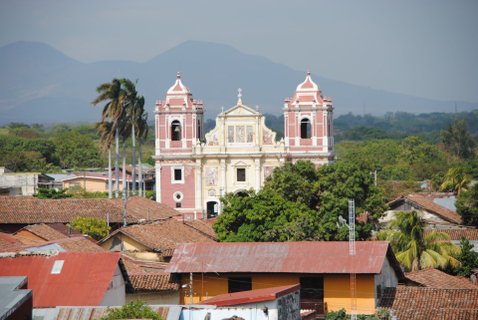 Nicaragua Rundreise - Kirche in León