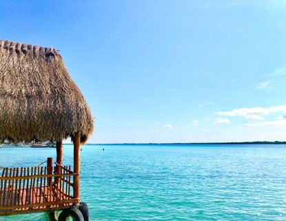 Yucatan Rundreise 2 Wochen - Blick auf türkisfarbene Lagune Bacalar