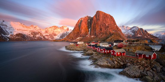 Dorf auf den Lofoten im Januar
