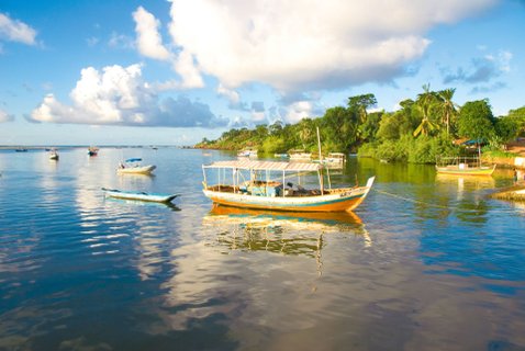 Brasilien Rundreise 2 Wochen - Boot in einer Bucht