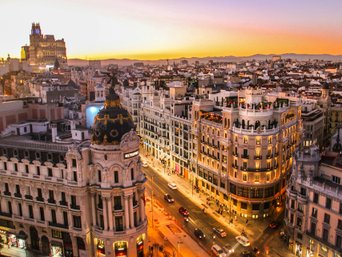 Madrid von oben bei Sonnenuntergang
