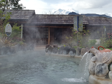 Ecuador & galapagos reise - dampfende Thermalquellen