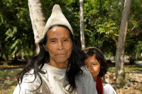 Lorenzo and son, Indigenous, Arrecifes, Park Tayrona, Parque Nacional Tayrona, Department Magdalena, Colombia