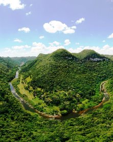 Belize Natur - Berge mit dichtem Regenwald