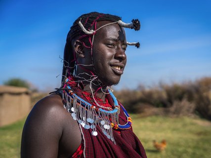 ??????????????????????????????????????????????????????????????????????????? Portrait of Maasai mara man with traditional colorful necklace and clothing