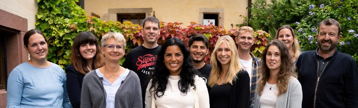 Das travel-to-nature Team