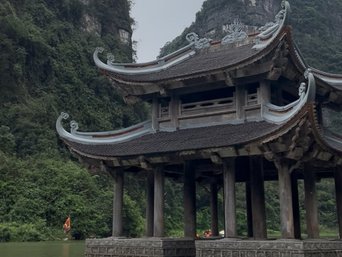 Ninh Binh Tempel