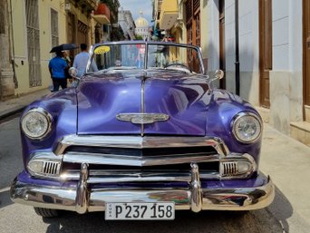 Kuba reisebericht - auto in havanna, blau