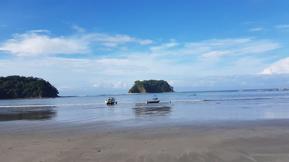 Costa Rica 21 Tage - Blick aufs Meer mit flachem Strand