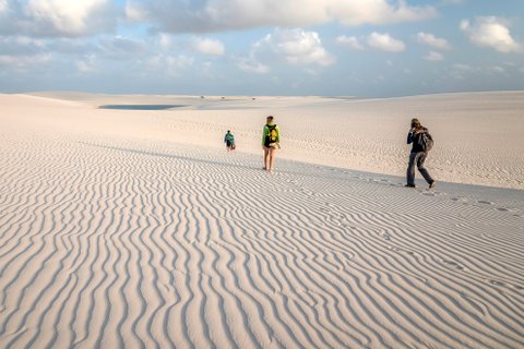 Brasilien - Menschen in Dünen