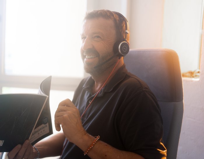 Geschäftsführer Rainer Stoll beim arbeiten