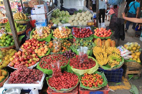 Guatemala Rundreise - Obststand Markt