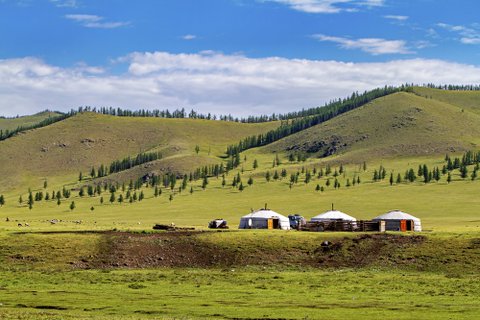 Mongolei Rundreise Nomadenzelte auf dem land