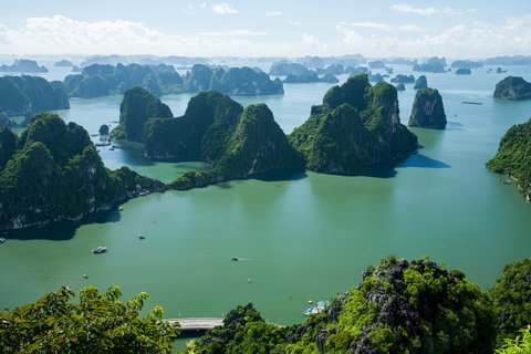 Vietnam Rundreise 2 Wochen - Halong Bucht