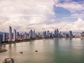 Panorama Aufnahme von Panama City.