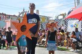 Kuba Kinder bei Theateraufführung Kuba Kinder bei Theateraufführung