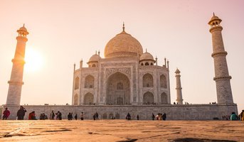 Taj Mahal im Sonnenuntergang