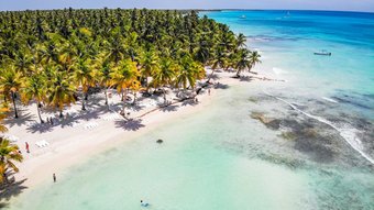 Dominikanische Republik Strand von oben Strand mit der Drohne aufgenommen