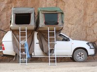Dachzelt auf einem Mietwagen in Namibia