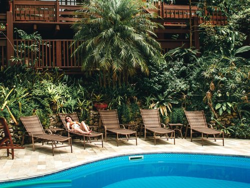 Hotel in Bombinhas mit Pool