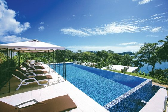 Pool im Bocas del Mar Hotel