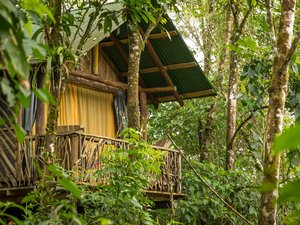 Costa Rica La Tigra Regenwald Lodge Zimmer von aussen