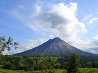 Blick auf den Vulkan Arenal in Costa Rica.