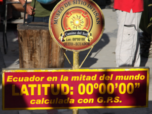Schild direkt auf dem Äquator in Ecuador