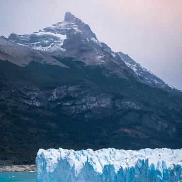 Gletscher und Berge in Patagonien