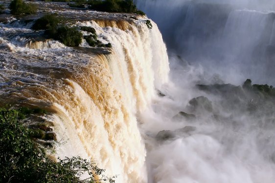 Iguazú Wasserfälle von nahem