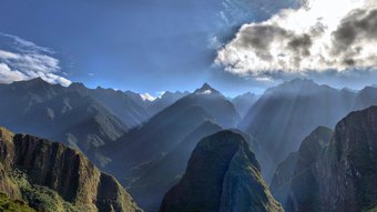 Blick auf die Anden um Machu Picchu