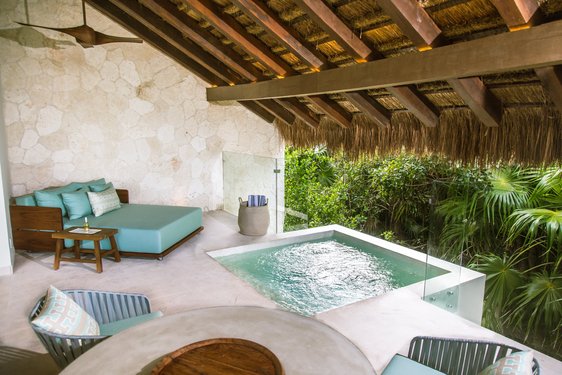 Hotel Chablé Maroma mit Pool und Blick in den Dschungel