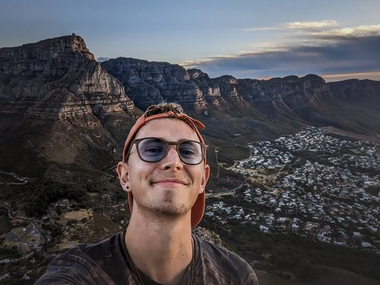Portrait Paul Stoll Lions Head